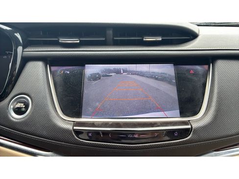 Used 2017 Cadillac XT5 Premium Luxury image 17