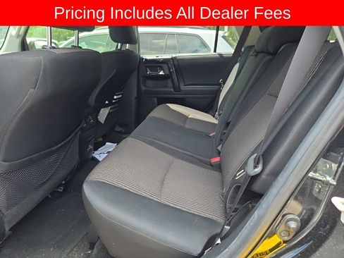 Used 2023 Toyota 4Runner TRD Off-Road AWD/4WD image 9