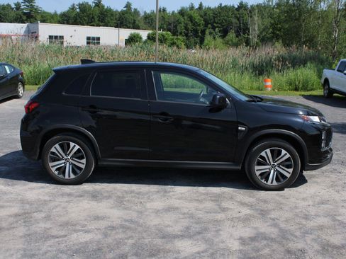 Used 2024 Mitsubishi Outlander Sport ES AWD/4WD image 4