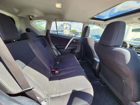 Used 2015 Toyota RAV4 XLE w/ Outdoor Package FWD image 14