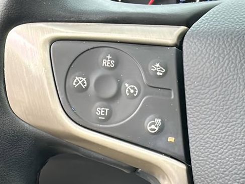 Used 2023 GMC Acadia Denali w/ Denali Technology Package image 24