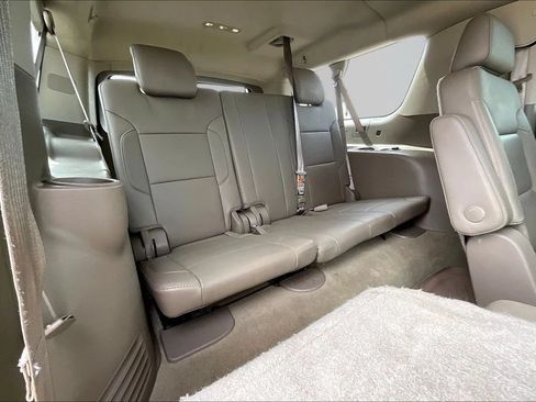 Used 2016 Chevrolet Suburban LTZ AWD/4WD image 29