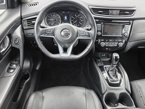 Used 2020 Nissan Rogue SL AWD/4WD image 10