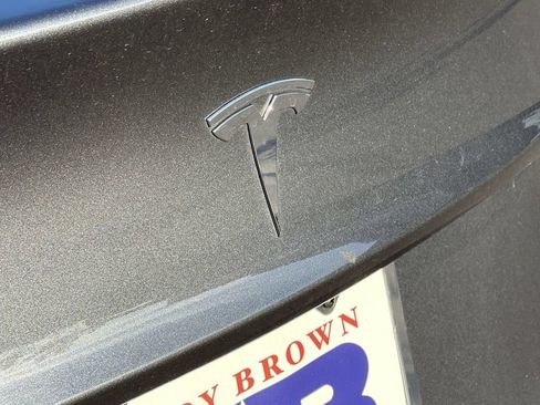 Used 2023 Tesla Model 3 Standard Range RWD image 30