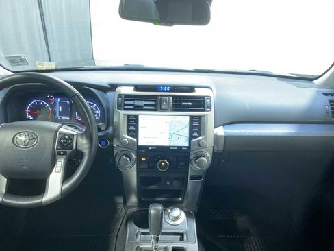 Used 2023 Toyota 4Runner SR5 Premium w/ Moonroof Package AWD/4WD image 10