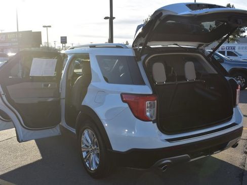 Used 2021 Ford Explorer Limited w/ Equipment Group 301A image 17