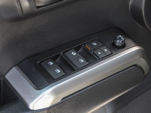 Used 2022 Toyota Tacoma SR5 RWD image 26