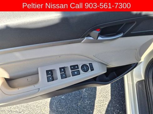 Used 2018 Hyundai Elantra Value Edition w/ Cargo Package image 19