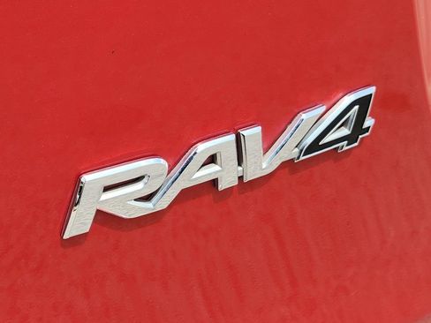 Used 2016 Toyota RAV4 Limited AWD/4WD image 8