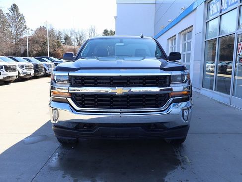 Certified 2017 Chevrolet Silverado 1500 LT w/ LT Convenience Package image 5