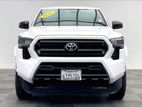 Used 2024 Toyota Tacoma SR image 2