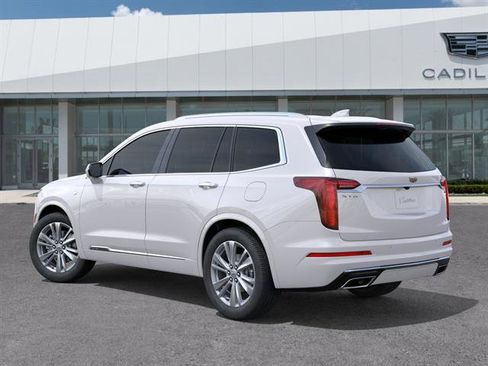 Used 2025 Cadillac XT6 Premium Luxury FWD image 28