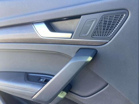 Certified 2024 Audi Q5 2.0T Premium Plus image 16