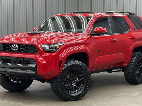 Used 2026 Toyota 4Runner TRD Sport Premium AWD/4WD image 1