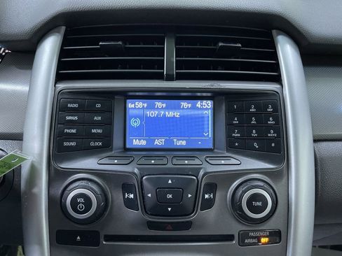 Used 2013 Ford Edge SEL image 21