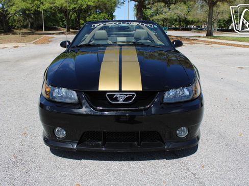 Used 2004 Ford Mustang GT image 15