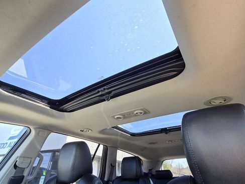 Used 2012 Buick Enclave Leather AWD/4WD image 36