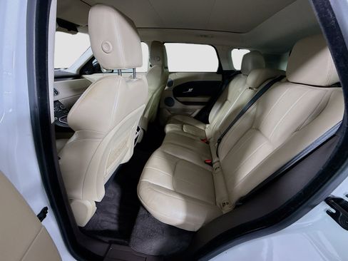 Used 2018 Land Rover Range Rover Evoque SE image 25