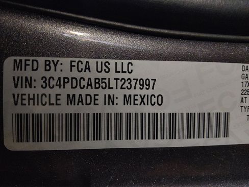 Used 2020 Dodge Journey SE w/ SE Popular Equipment Group image 33
