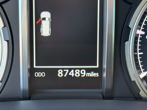 Used 2020 Toyota 4Runner Limited image 16