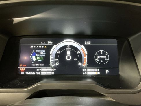 Used 2024 Toyota Tundra Limited image 25