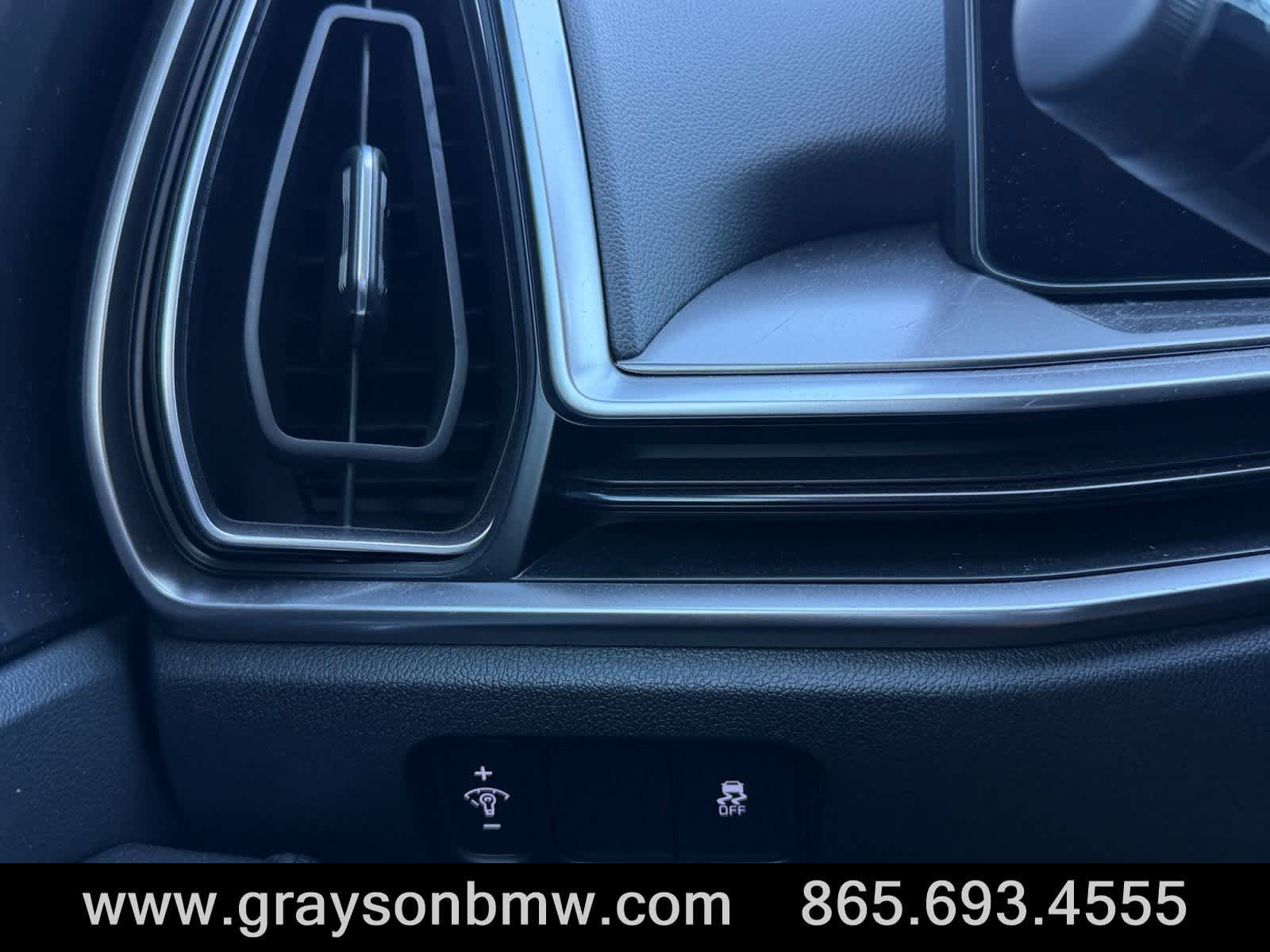 Used 2024 Kia Sorento S w/ Panoramic Sunroof Package FWD image 23