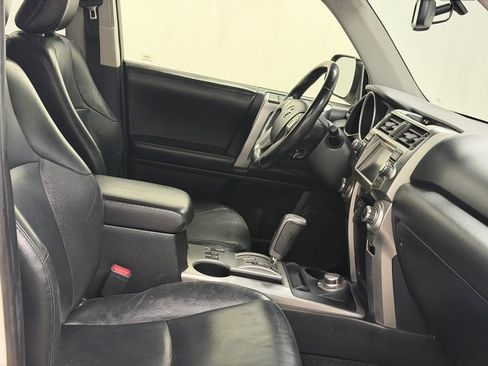 Used 2013 Toyota 4Runner Limited AWD/4WD image 24