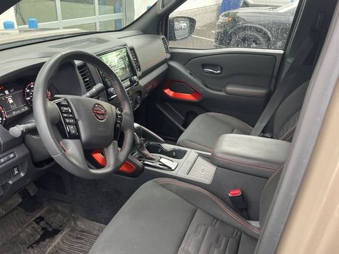 Used 2023 Nissan Frontier PRO-4X w/ Pro Convenience Package image 13