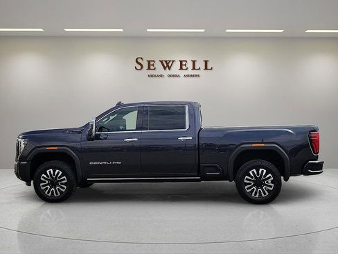 Used 2025 GMC Sierra 2500 Denali Ultimate AWD/4WD image 2