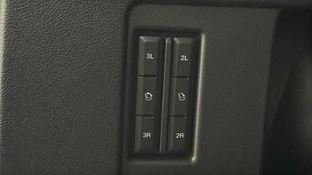 Used 2024 Ford Expedition XLT AWD/4WD image 30