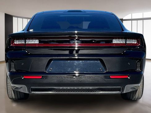 Used 2024 Dodge Charger R/T w/ Plus Group image 5