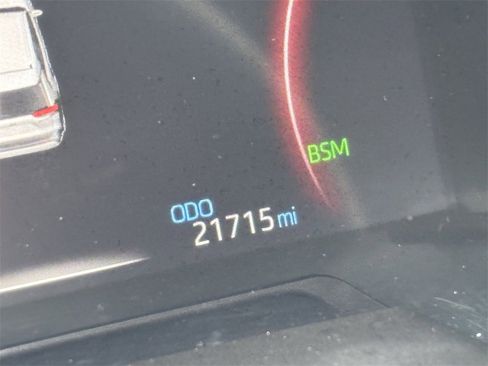 Certified 2025 Toyota RAV4 XLE w/ Convenience Package image 12