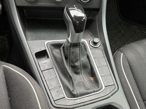 Used 2023 Volkswagen Jetta Sport FWD image 11