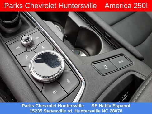 Certified 2024 Cadillac XT6 Premium Luxury w/ Technology Package FWD image 10