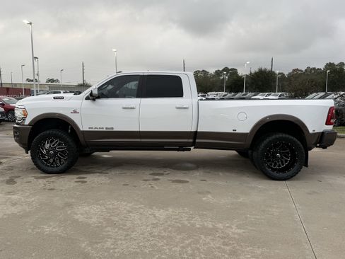 Used 2019 RAM 3500 Limited image 8