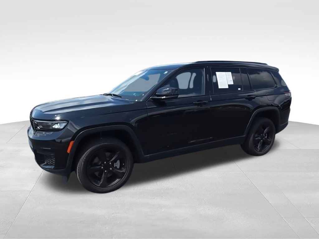 Used 2023 Jeep Grand Cherokee L Laredo AWD/4WD image 5