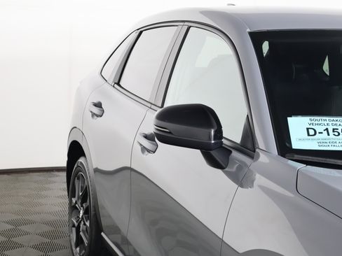 Used 2025 Honda HR-V Sport image 14