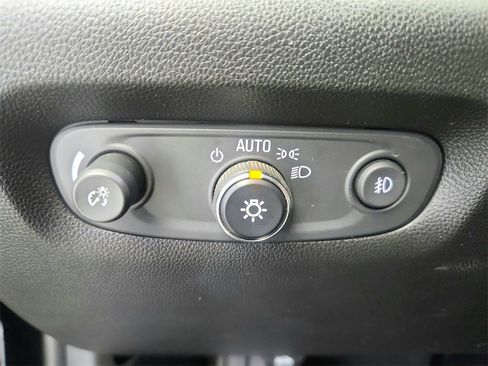 Used 2019 Chevrolet Traverse High Country image 37