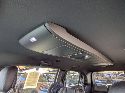 Used 2019 Dodge Grand Caravan GT image 22