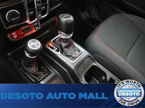Used 2022 Jeep Gladiator Rubicon AWD/4WD image 25