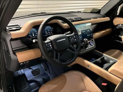 New 2026 Land Rover Defender 110 X-Dynamic SE image 7