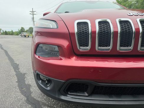 Used 2016 Jeep Cherokee Latitude w/ Comfort/Convenience Group FWD image 6