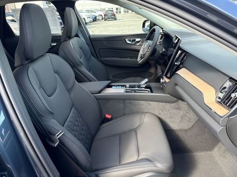 New 2026 Volvo XC60 B5 Plus image 13