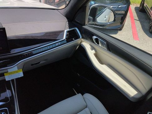 New 2027 BMW X7 xDrive40i w/ Executive Package AWD/4WD image 17