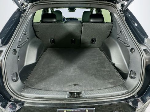 Used 2024 Chevrolet Equinox EV RS FWD image 28