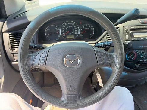 Used 2006 MAZDA MPV LX w/ LX Plus Pkg FWD image 7