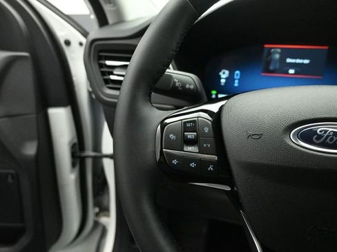 Certified 2024 Ford Escape Base w/ PHEV Premium Package image 17