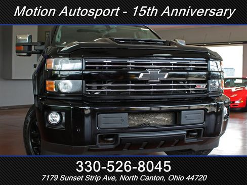 Used 2019 Chevrolet Silverado 2500 LTZ w/ Midnight Edition AWD/4WD image 56