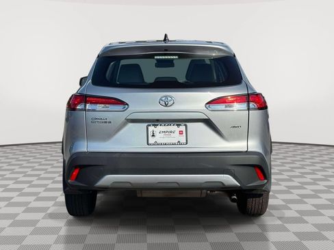 Used 2024 Toyota Corolla Cross L AWD/4WD image 6