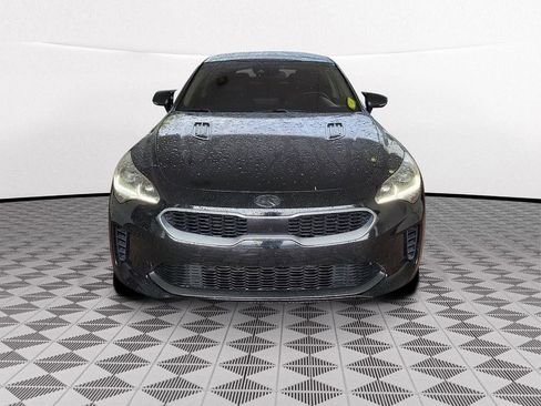 Used 2018 Kia Stinger Premium RWD image 2